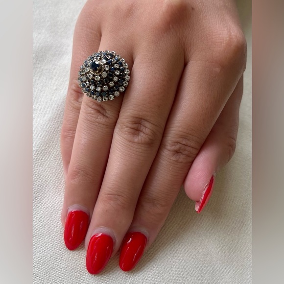 Diamond and Sapphire Ballerina Estate Ring - Picture 4 of 16